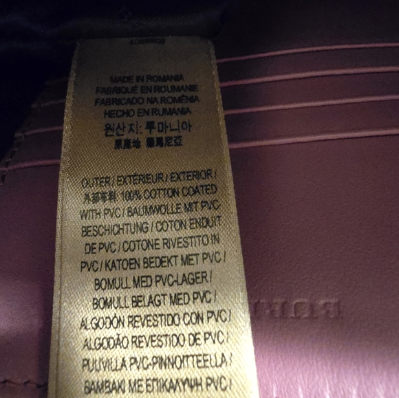 BURBERRY pink house check crossbody bag.   Like new and AUTHENTIC. - Picture 5 of 6